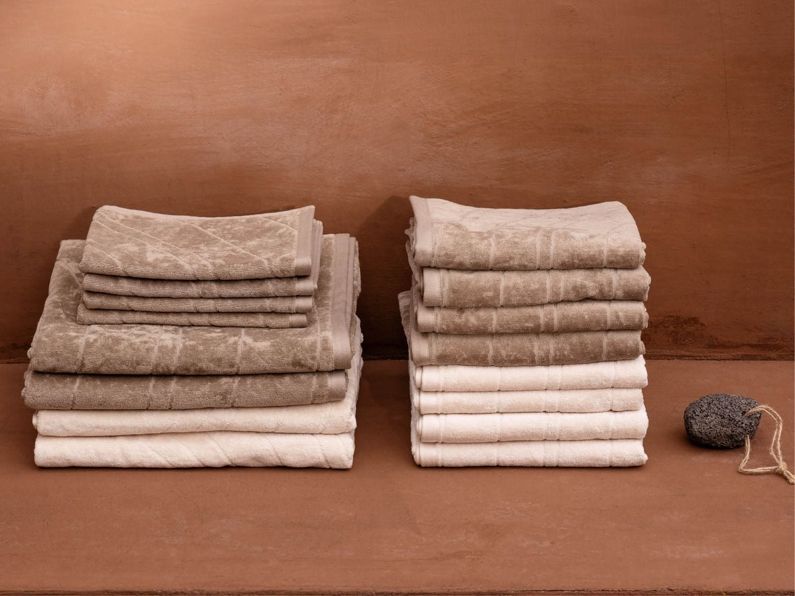 Douchelakens velours classic taupe 70x140 - 2 st