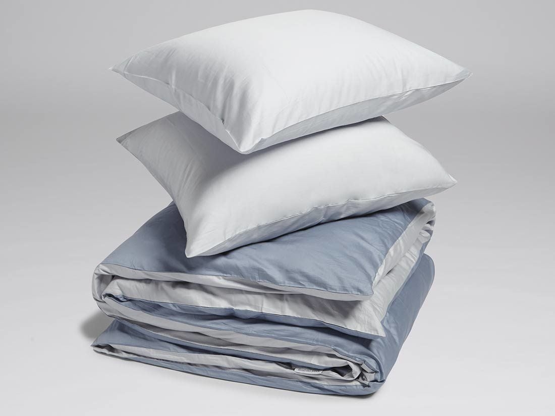 Parure de lit satin de coton double face bleu 240x220 + 2/60x70