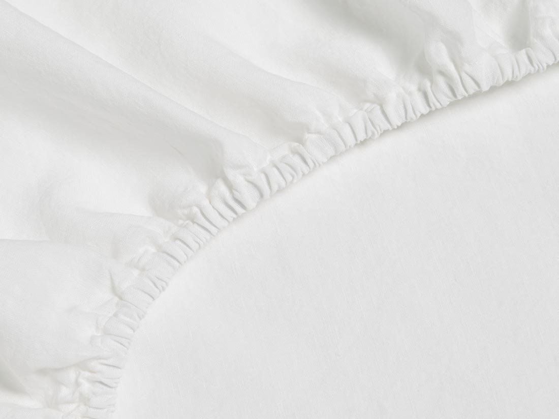 Hoeslaken gewassen linnen pure white