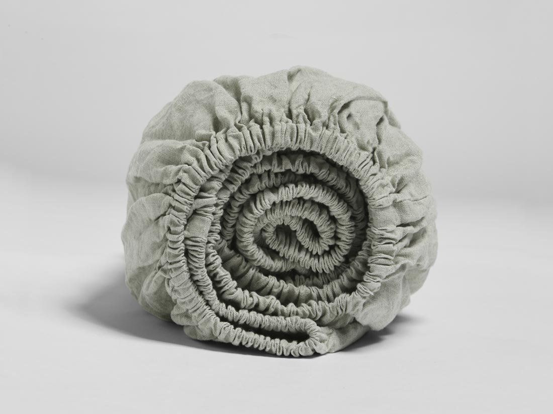 Hoeslaken gewassen linnen misty green