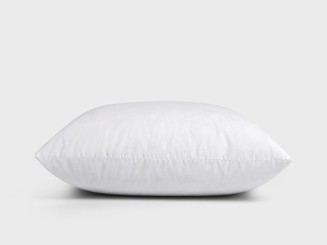 Sierkussen gerecyclede veren 50x50