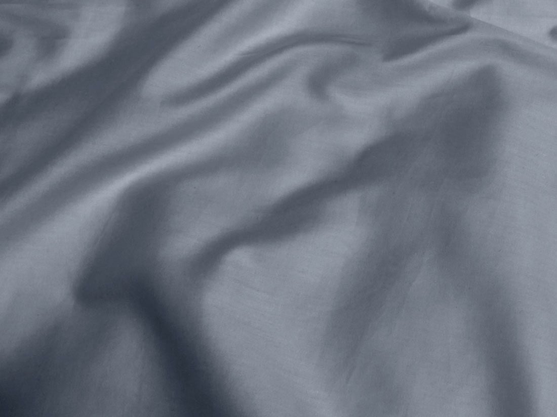 Kussensloop zijslaper katoensatijn misty blue 37x160