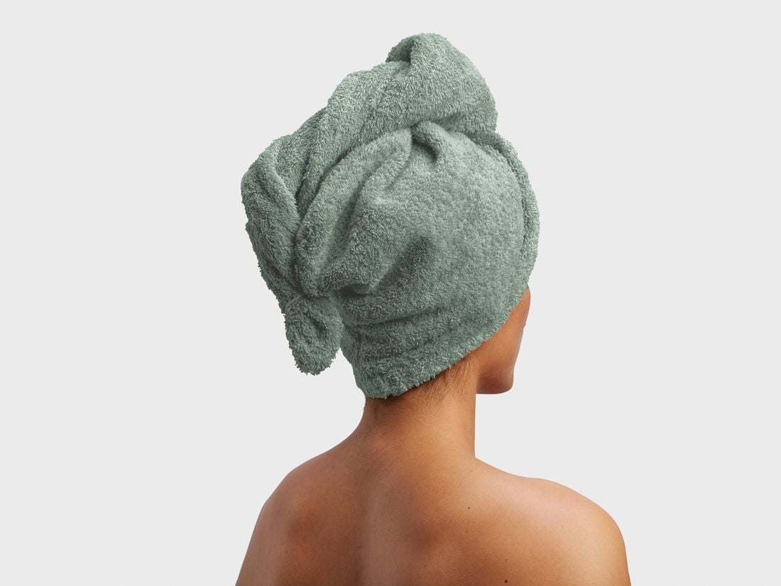 Serviette cheveux éponge vert d'eau 70x23