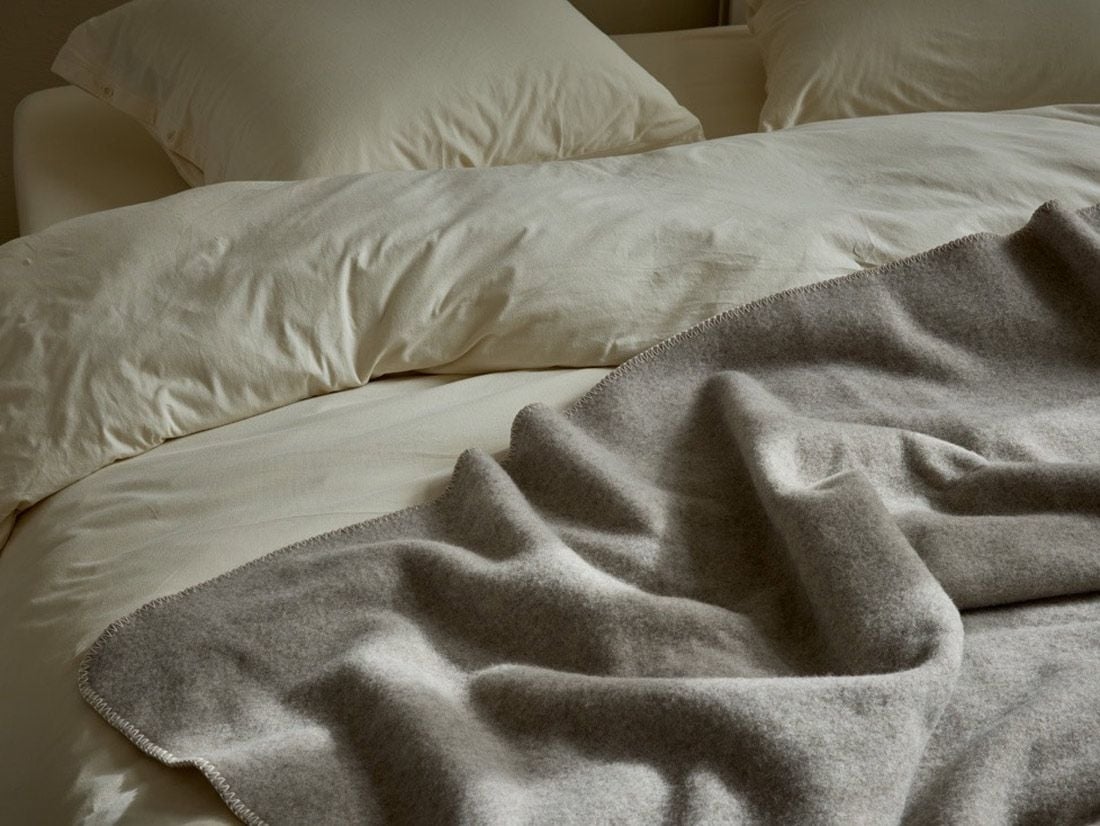 Deken gerecycled wol stone brown 150x220