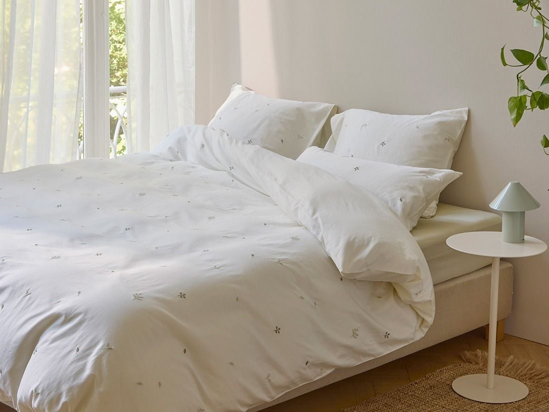 Dekbedovertrek katoen satijn warm white botanical