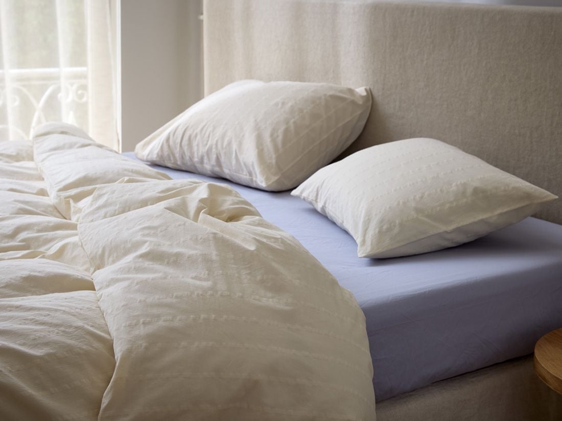 Parure de lit en coton seersucker blanc doux