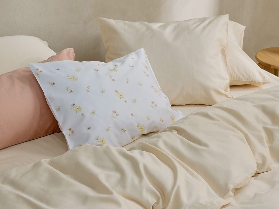 Kussensloop katoen satijn flower valley