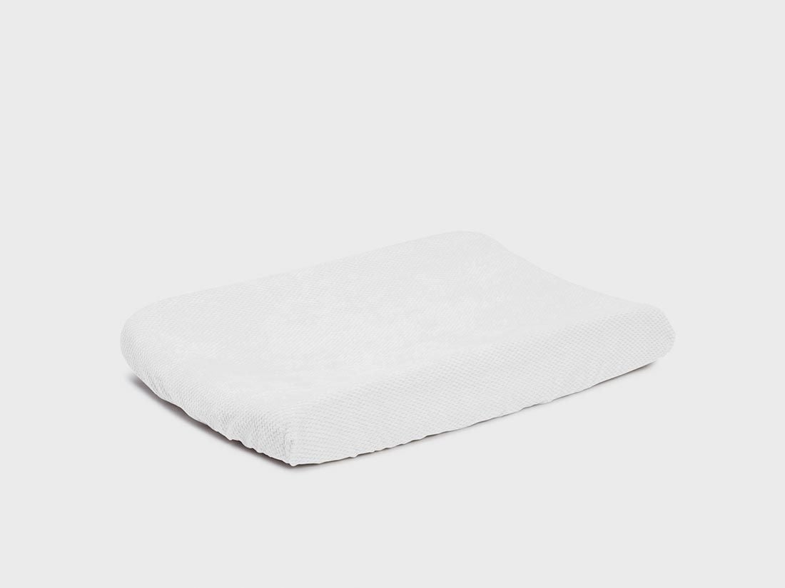 Aankleedkussenhoes mini dots pure white 50x70