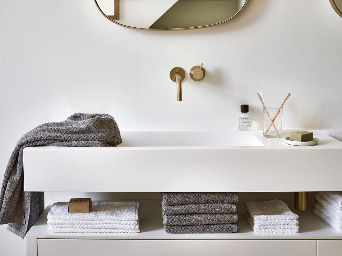 Douchelakens dots dark grey 70x140 - 2 st