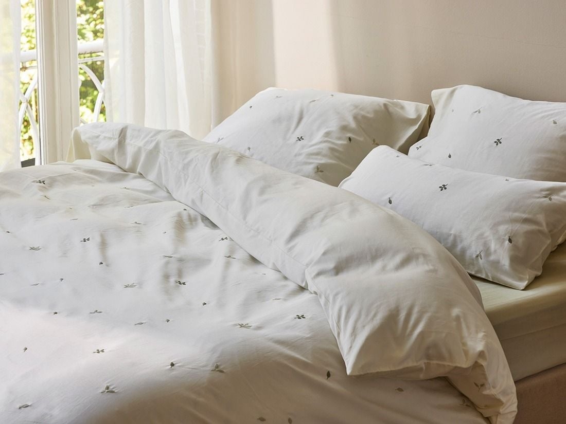 Dekbedovertrek katoen satijn warm white botanical