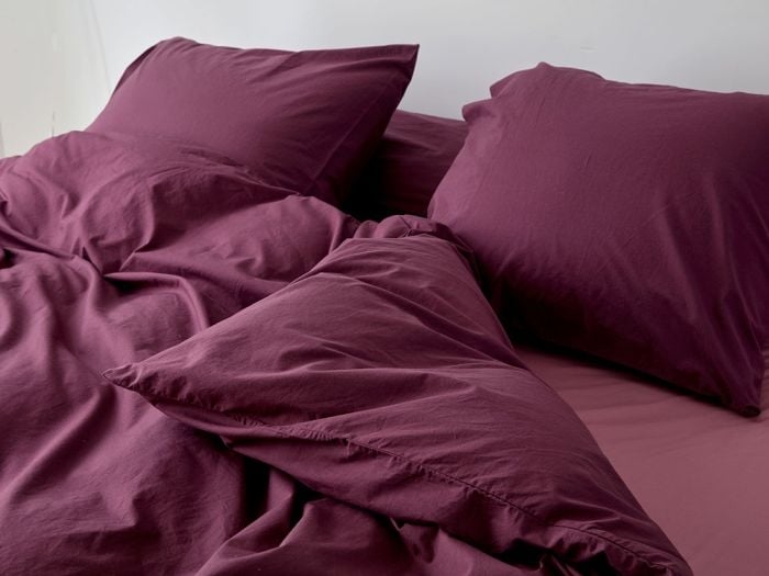 Taie d'oreiller percale de coton prune enchantée